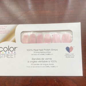 ColorStreet - Blushing in Flushing